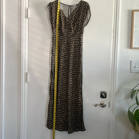 Madewell wide v-neck midi dress size 4 - Picture 14 of 15